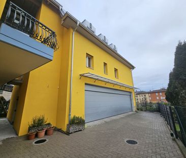 Nuovo 4.5 locali all'ultimo piano con travi a vista - Photo 2