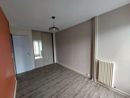 Location Appartement 3 pièces 79m² - Photo 5