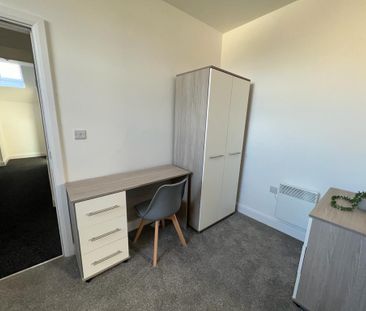 1 bed house share to rent in Church Street, Burnley, BB11 - Photo 5