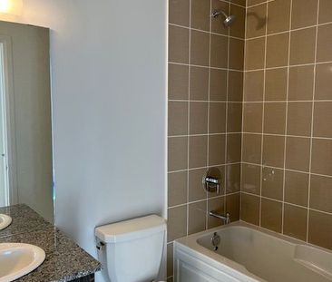 For Lease - 10 Meadowglen Place Unit# 410, Toronto, Ontario - Photo 6