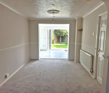 4 bedroom property to rent - Photo 3
