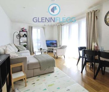 Railway Terrace, Slough, Berkshrie, SL2 - Photo 1