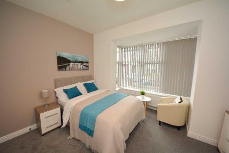 1 bedroom in a house share to rent - Photo 5