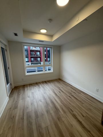 For Lease - 3250 Carding Mill Trail Unit# 322, Oakville, Ontario - Photo 2