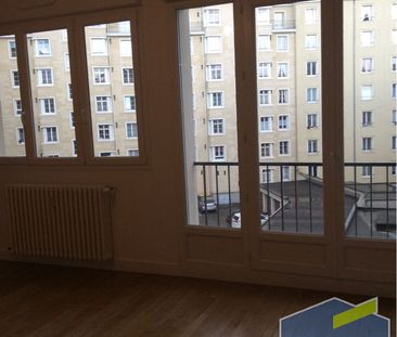 Location Appartement 2 pièces 58m² - Photo 3