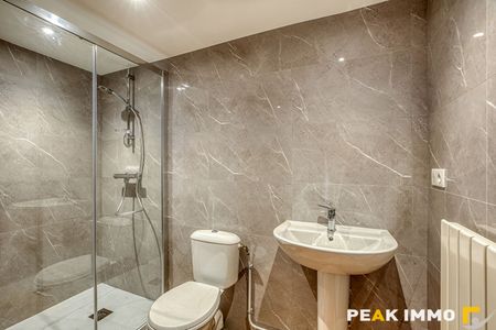 Location Maison 9 pièces 207m² VIUZ EN SALLAZ 74250 - Photo 4