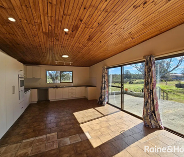 Modern Country Living in Pyree - Photo 1