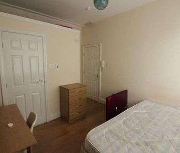 Aigburth Road, Liverpool, L17 - Photo 1