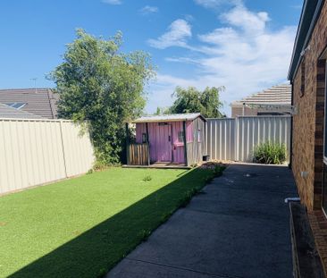 Spacious 4 Bedroom Family Home - Photo 6