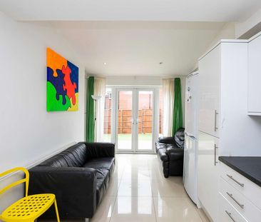 Your Home away from Home - Photo 5