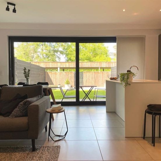 Appartement te huur - Photo 1