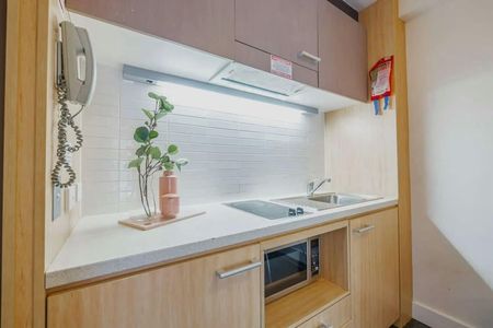 North Melbourne - Photo 4