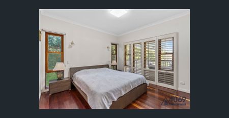 Spacious Family Home in Prime Indooroopilly Location – Versatile Dual-Living Layout - Photo 5