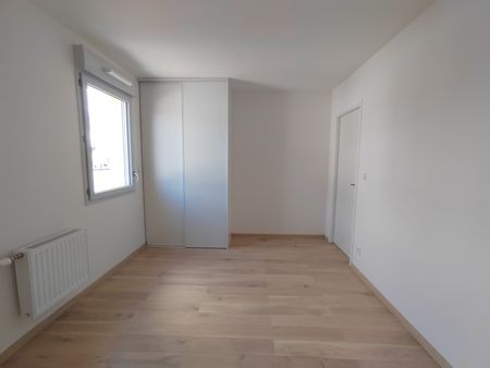 Location Appartement 3 pièces 62m² OLIVET 45160 - Photo 3