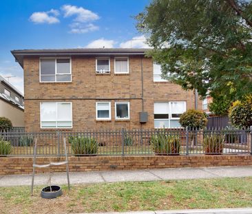 2/66 Woolton Avenue, Thornbury VIC 3071 - Photo 6