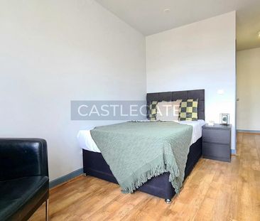 7 bedroom flat share to rent - Photo 6