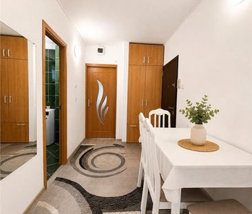 Apartament cochet, decomandat, 1 camera, renovat, mobilat, U - Photo 3