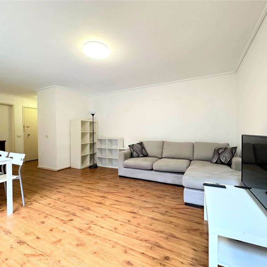 10/668 Bourke Street - Photo 1