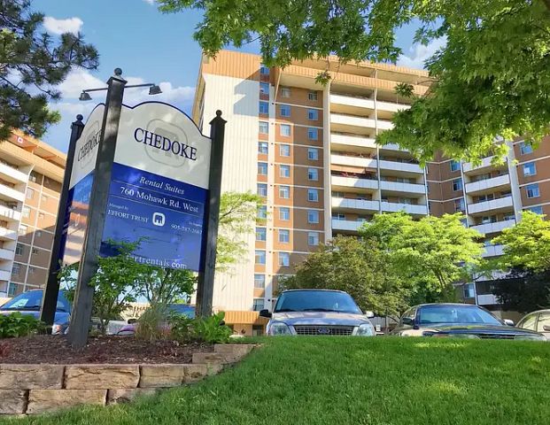 Chedoke Apartments | 760 Mohawk Rd. W., Hamilton - Photo 1