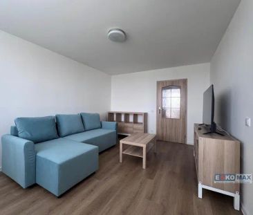 Pronájem bytu 2+1 se šatnou a balkonem – centrum Břeclavi, ul. Slov... - Photo 4
