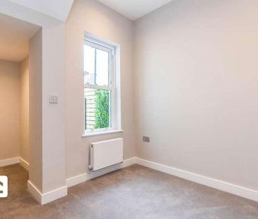 Victoria Road, Sutton, Surrey, SM1 - Photo 3