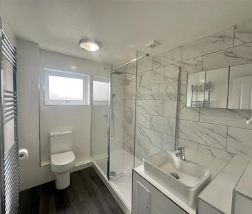 Huins Close, Redditch - Photo 4