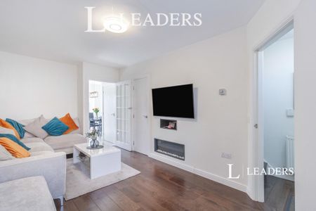 3 bedroom terraced house to rent - Photo 3