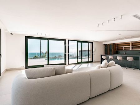 5 bedroom luxury Villa for rent in Castelldefels, Catalonia - Photo 2