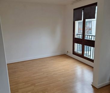 Location Appartement 1 pièce 25m² LE CHESNAY 78150 - Photo 4