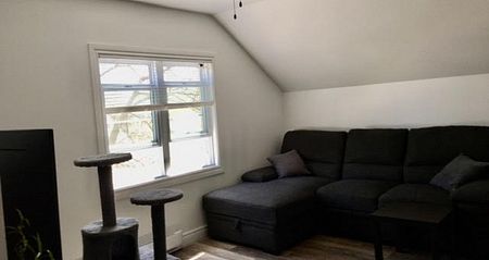 B- 274 Franklin Orillia | $1275 per month | Plus Heat | Plus Hydro - Photo 5