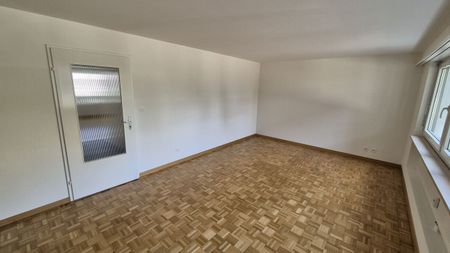 Sanierte 3 Zimmerwohnung in Allschwil - Photo 2