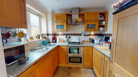 2 bedroom apartment to rent - Photo 5