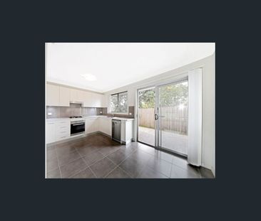 3 bedroom home in Tahmoor! - Photo 2