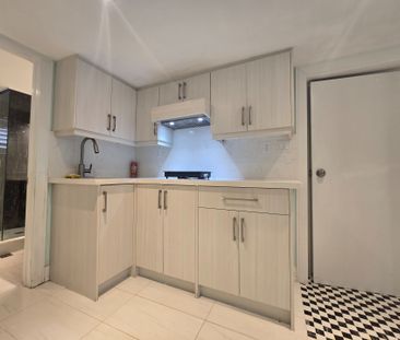 For Lease - 1078 Sawyer Avenue, Mississauga, Ontario - Photo 4