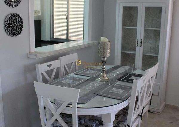 BEAUTIFUL APARTMENT FOR RENT IN FUENGIROLA 1ST LINE.