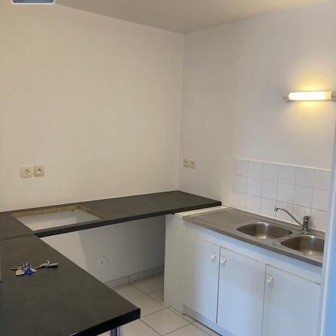 Location Appartement 2 pièces 45m² ST NAZAIRE 44600 - Photo 1