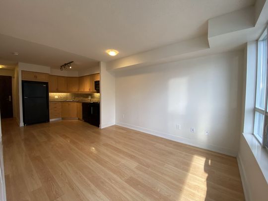 For Lease - 20 Blue Jays Way Unit# 1613, Toronto, Ontario - Photo 1