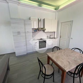 Bilocale in affitto - Photo 1