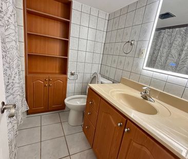 For Lease - 40 Bobolink Avenue, Toronto, Ontario - Photo 5