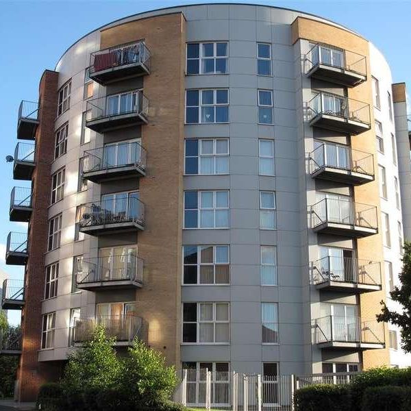 Stillwater Drive, Sportscity, M11 - Photo 1