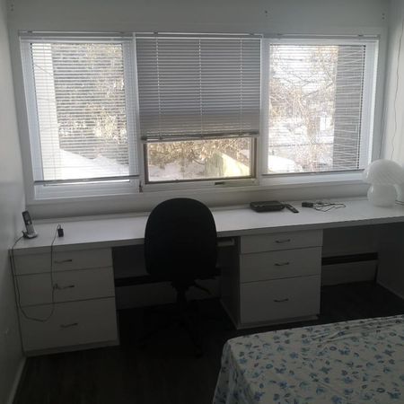 CHAMBRE A LOUER ET ESPACES COMMUNS A PARTAGER - Photo 3