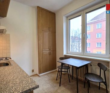 Pronájem bytu 2+1 49 m² - Photo 2