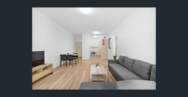 Spacious 4 Bedroom Apartment in Resort-Style Complex - Photo 1