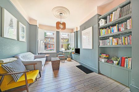 3 bedroom terraced house to rent - Photo 2