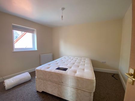 45 Old Coleham, Shrewsbury, SY3 7BU - Photo 2