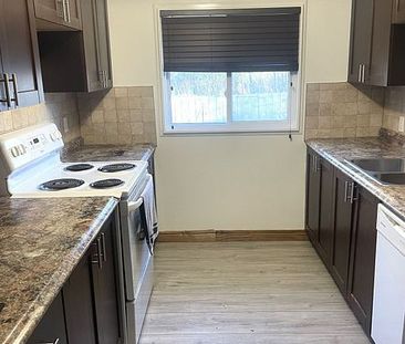 For Lease - 815 Lagoon Drive, Georgina, Ontario - Photo 6