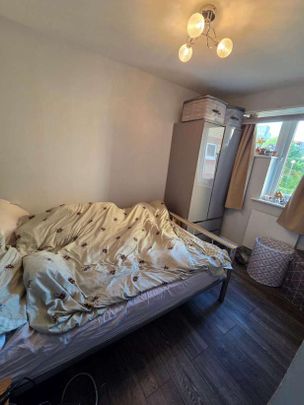 Windsock Close, London, SE16 - Photo 1