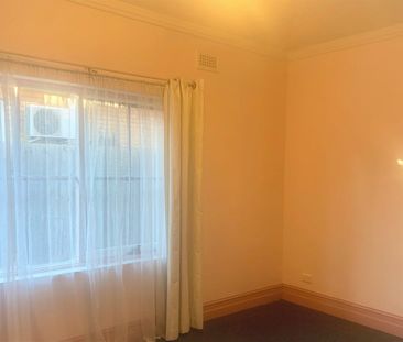 15A West Street, Preston, Vic 3072 - Photo 2