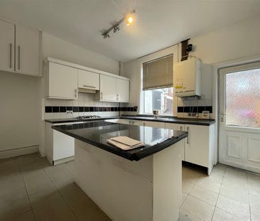 Wellington Road, Swinton, Manchester - Photo 1