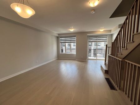 For Lease - 9 John Canning Way, Markham, Ontario - Photo 2